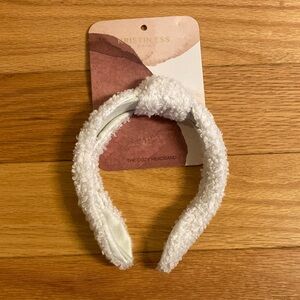 NWT White Kristen Ess Headband